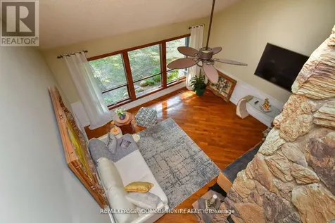 527 Big Bay Point Road Innisfil ON L9S 2N4