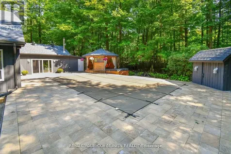 527 Big Bay Point Road Innisfil ON L9S 2N4