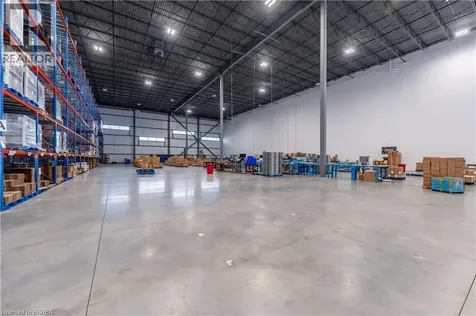 5217 Twenty Road East Hamilton ON L8E 5X1
