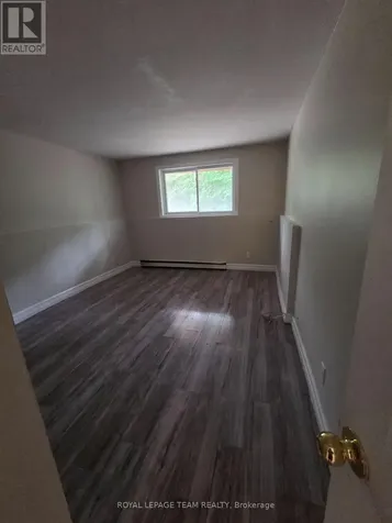 100 Fenerty Court East Ottawa ON K2L 3A7