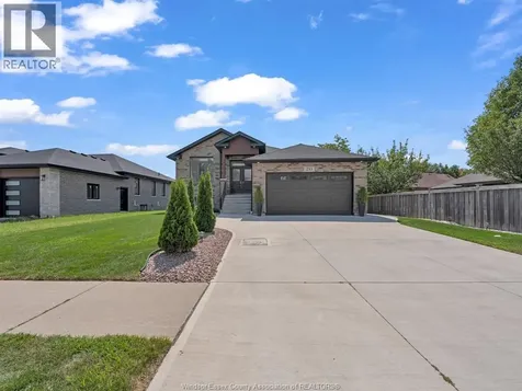 233 Sandybrook Way Kingsville ON N9Y 0A3