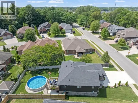 233 Sandybrook Way Kingsville ON N9Y 0A3