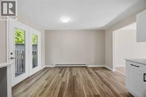 1239 Nottingham Drive Sarnia ON N7S 5B1