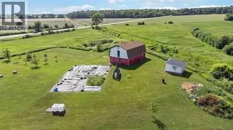 2380 Plank Road Petrolia ON N0N 1R0