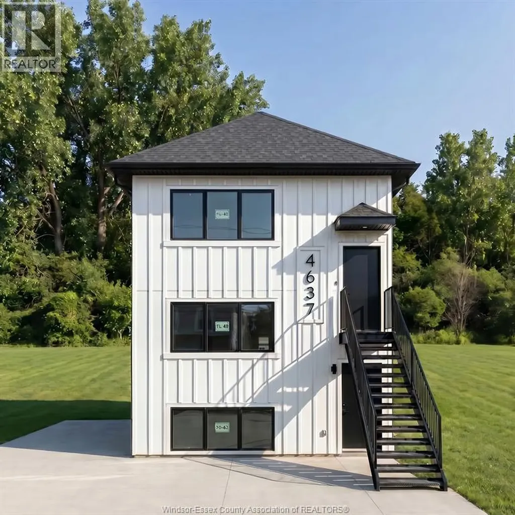 4637 Malden Road Windsor ON N9E 3T4