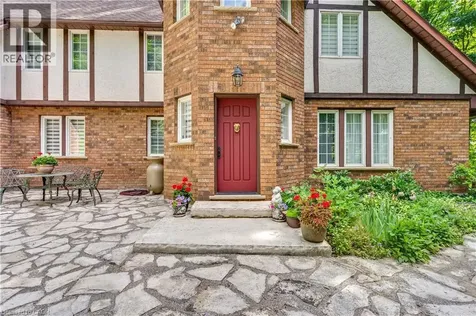 110 Grand Ridge Drive Cambridge ON N1S 4E4