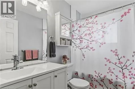 605 Grey Street Brantford ON N3S 4X9