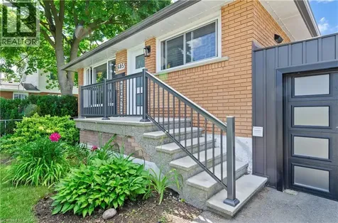 605 Grey Street Brantford ON N3S 4X9
