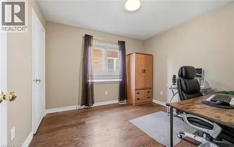 476 Nairn Circle Milton ON L9T 8A7