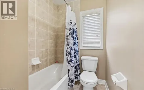 476 Nairn Circle Milton ON L9T 8A7