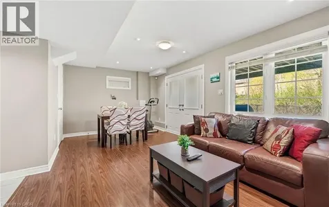 476 Nairn Circle Milton ON L9T 8A7
