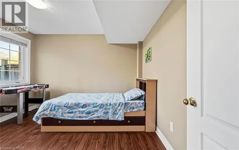 476 Nairn Circle Milton ON L9T 8A7