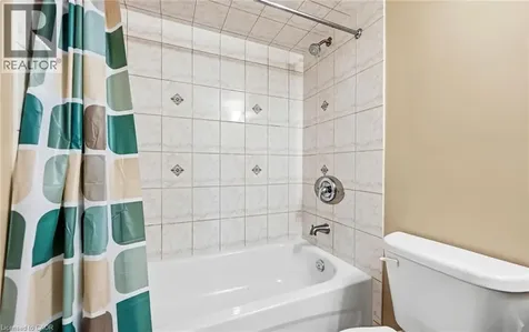 476 Nairn Circle Milton ON L9T 8A7