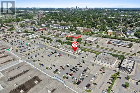 655 Fairway Road South Kitchener ON N2C 1X4