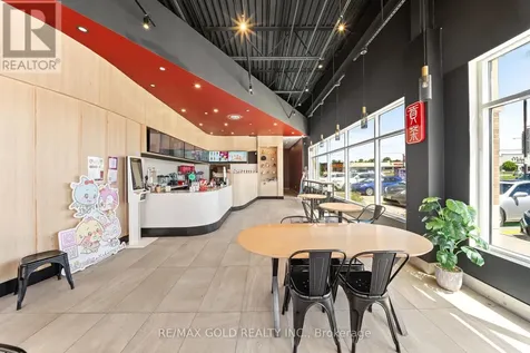 655 Fairway Road South Kitchener ON N2C 1X4