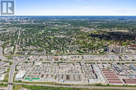 655 Fairway Road South Kitchener ON N2C 1X4