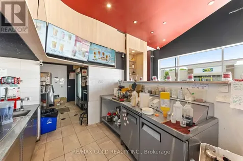 655 Fairway Road South Kitchener ON N2C 1X4