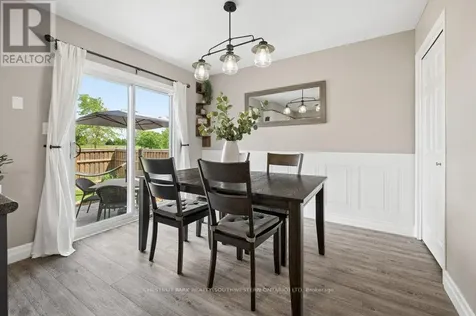 16 White Sands Court Kitchener ON N2E 3S4