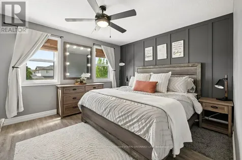 16 White Sands Court Kitchener ON N2E 3S4