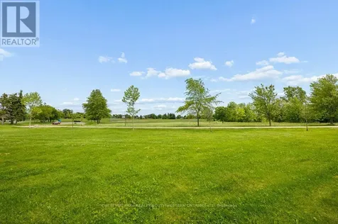 16 White Sands Court Kitchener ON N2E 3S4