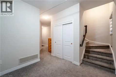 10 Birmingham Drive Cambridge ON N1R 8K5