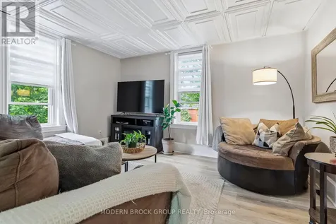 16 Beecher Street Brockville ON K6V 5L9