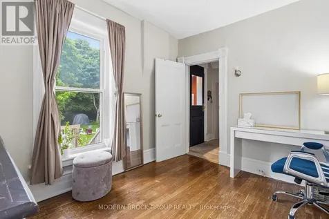16 Beecher Street Brockville ON K6V 5L9