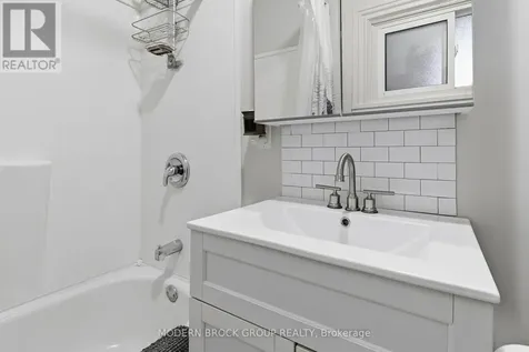 16 Beecher Street Brockville ON K6V 5L9