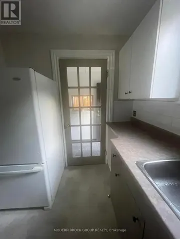 16 Beecher Street Brockville ON K6V 5L9