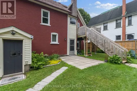16 Beecher Street Brockville ON K6V 5L9