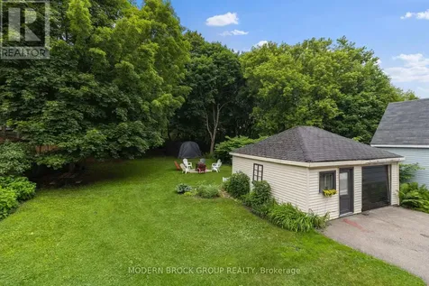 16 Beecher Street Brockville ON K6V 5L9