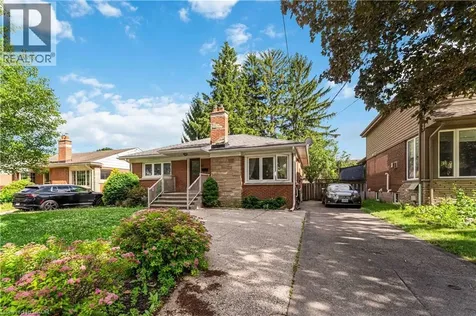 21 Sheridan Lane Hamilton ON L8S 2N3