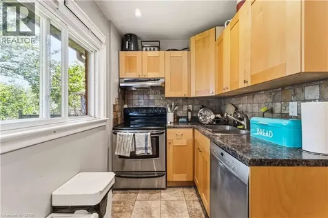 21 Sheridan Lane Hamilton ON L8S 2N3