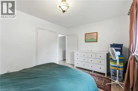 21 Sheridan Lane Hamilton ON L8S 2N3