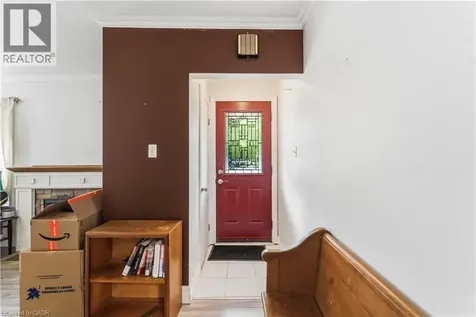 21 Sheridan Lane Hamilton ON L8S 2N3