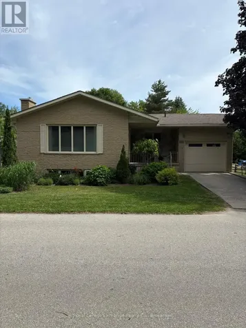 579 Peirson Avenue Saugeen Shores ON N0H 2C4
