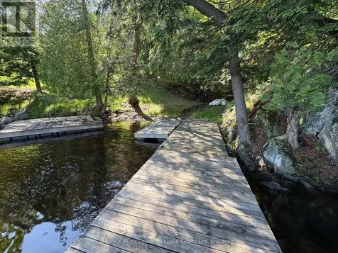 85 Sunnyshore Park Drive Mckellar ON P2A 0B5