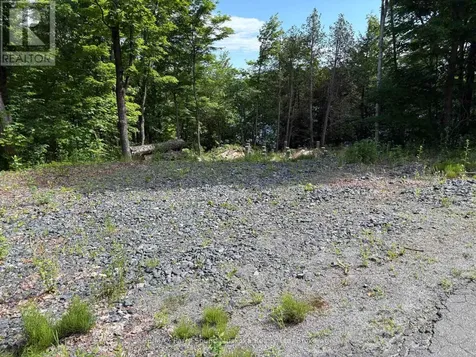 85 Sunnyshore Park Drive Mckellar ON P2A 0B5