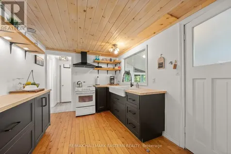 2335 Lakeside Road Douro-dummer ON K0L 2H0