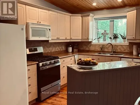 5794 Highway 620 Wollaston ON K0L 1P0