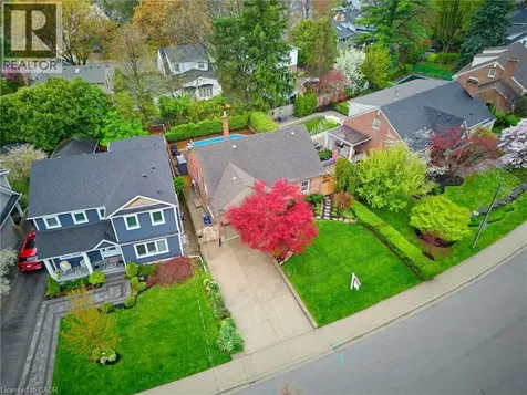 586 Woodland Avenue Burlington ON L7R 2S5