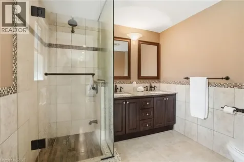 1321 Fairway Court Burlington ON L7P 1M5