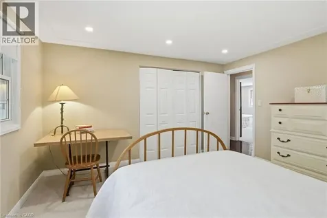 1321 Fairway Court Burlington ON L7P 1M5