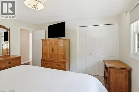 1321 Fairway Court Burlington ON L7P 1M5
