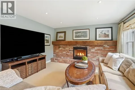 1321 Fairway Court Burlington ON L7P 1M5
