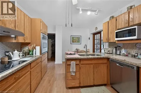 837 Smith Road Ancaster ON L9G 3L1