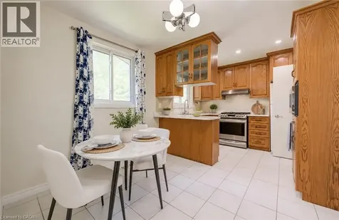 543 Glen Forrest Boulevard Waterloo ON N2L 4J3