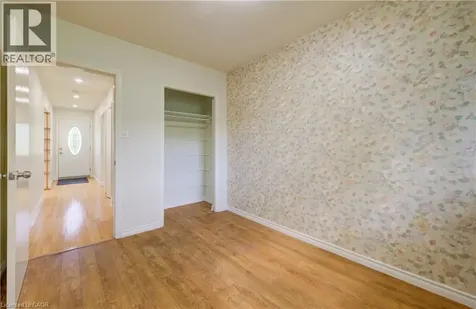 543 Glen Forrest Boulevard Waterloo ON N2L 4J3
