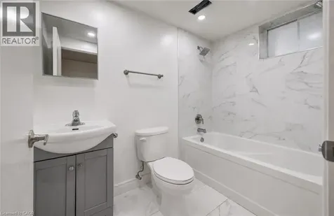 543 Glen Forrest Boulevard Waterloo ON N2L 4J3