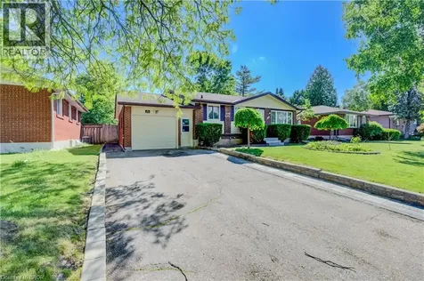 543 Glen Forrest Boulevard Waterloo ON N2L 4J3